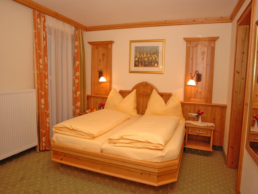 Hotel Garni Alpenland Altenmarkt im Pongau Habitación foto